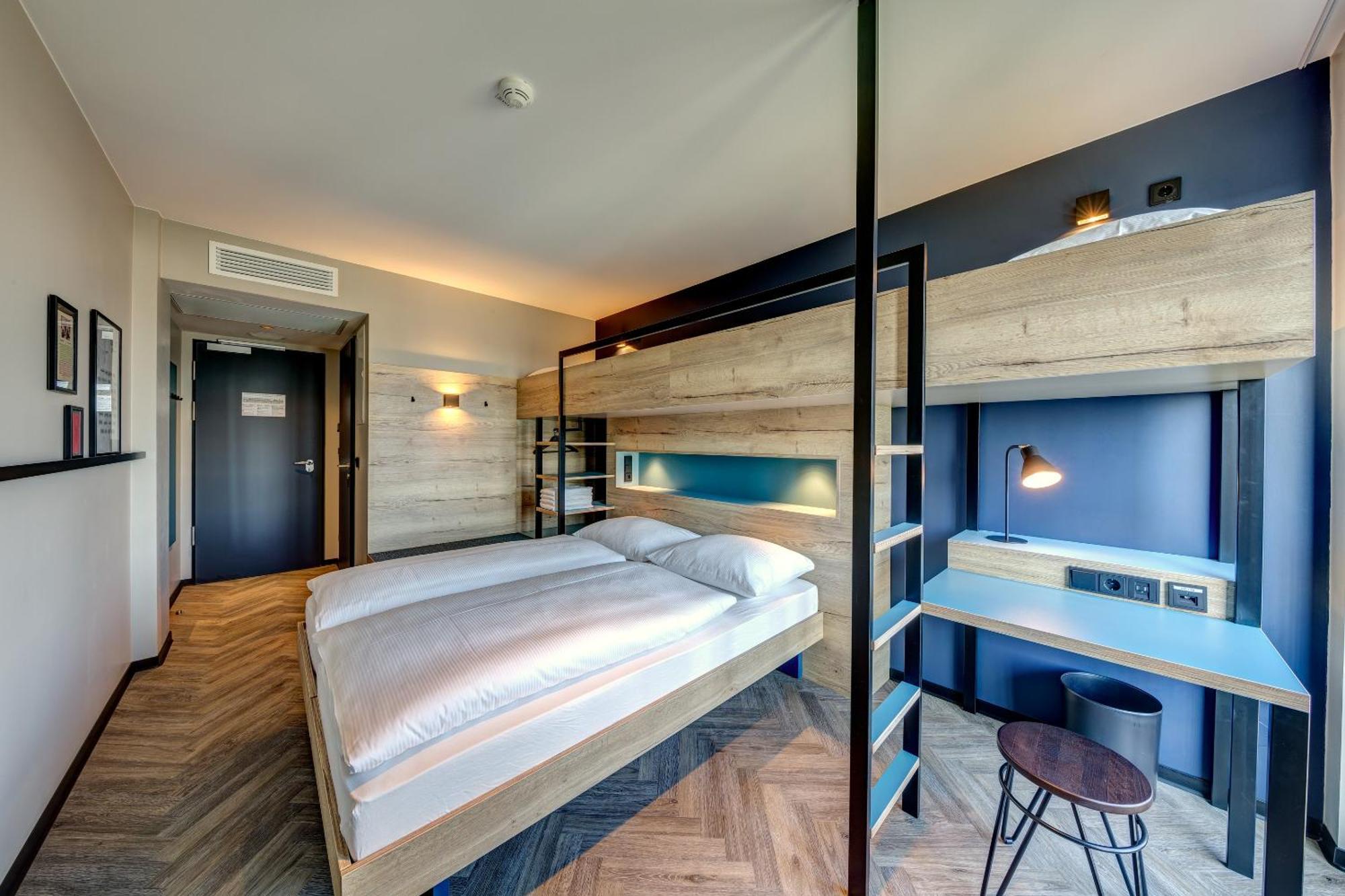 Hotel Schulz At The East Side Gallery Berlim